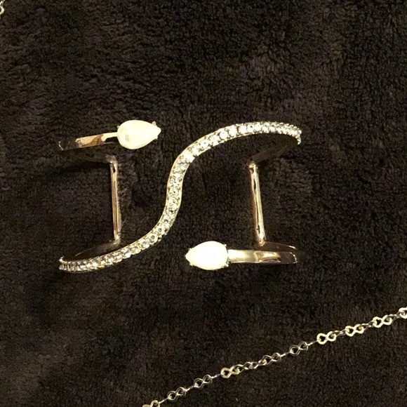 INC Gold, Crystal embellished Jewelry Set - Picture 3 of 6